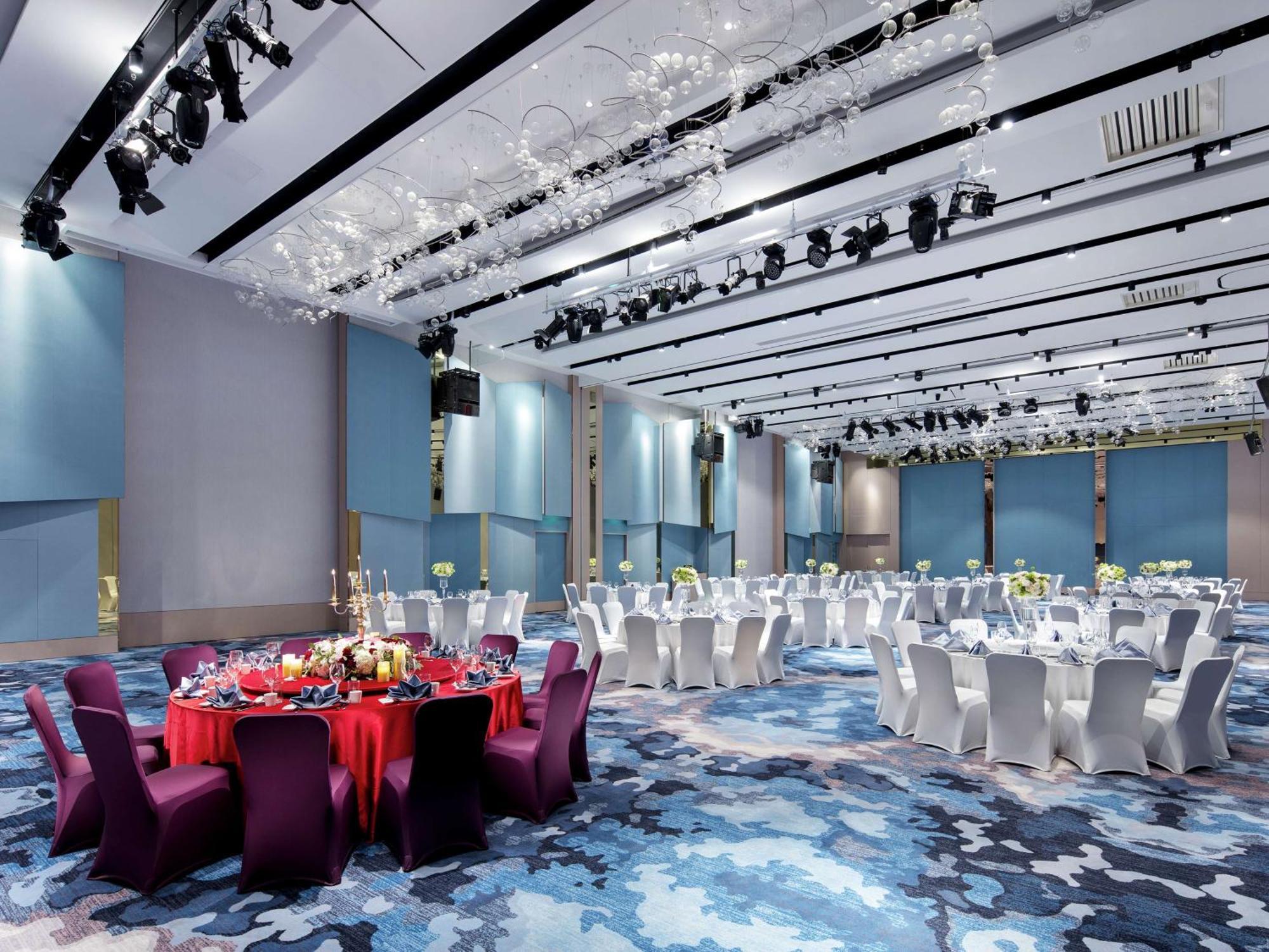 Hilton Taipei Sinban Hotel New Taipei City Exterior photo